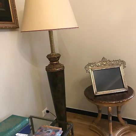A Spasso Tra I Musei Διαμέρισμα